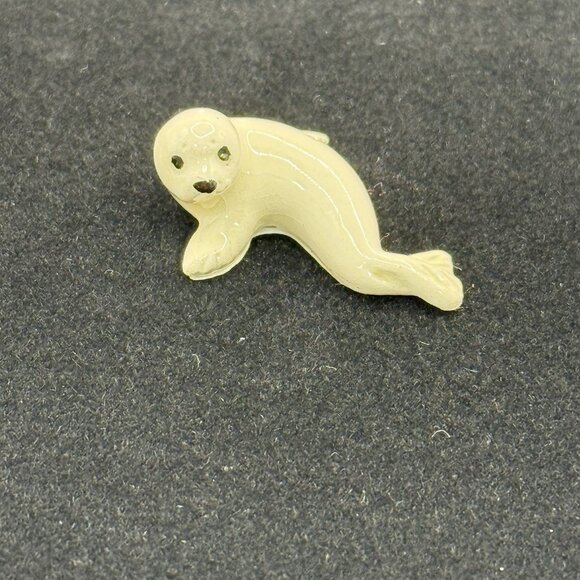 Hagen Renaker Baby Harp Seal White 1980's Collectible Trinket Figurine - Picture 3 of 6